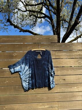 Navy Blue Tie-Dye Dolman Sleeve Top